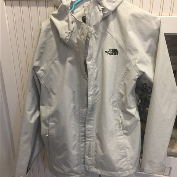 The North Face Jackets & Blazers - NORTH FACE WOMENS MEDIUM GRAY SHELL/UTILITY JACKET
